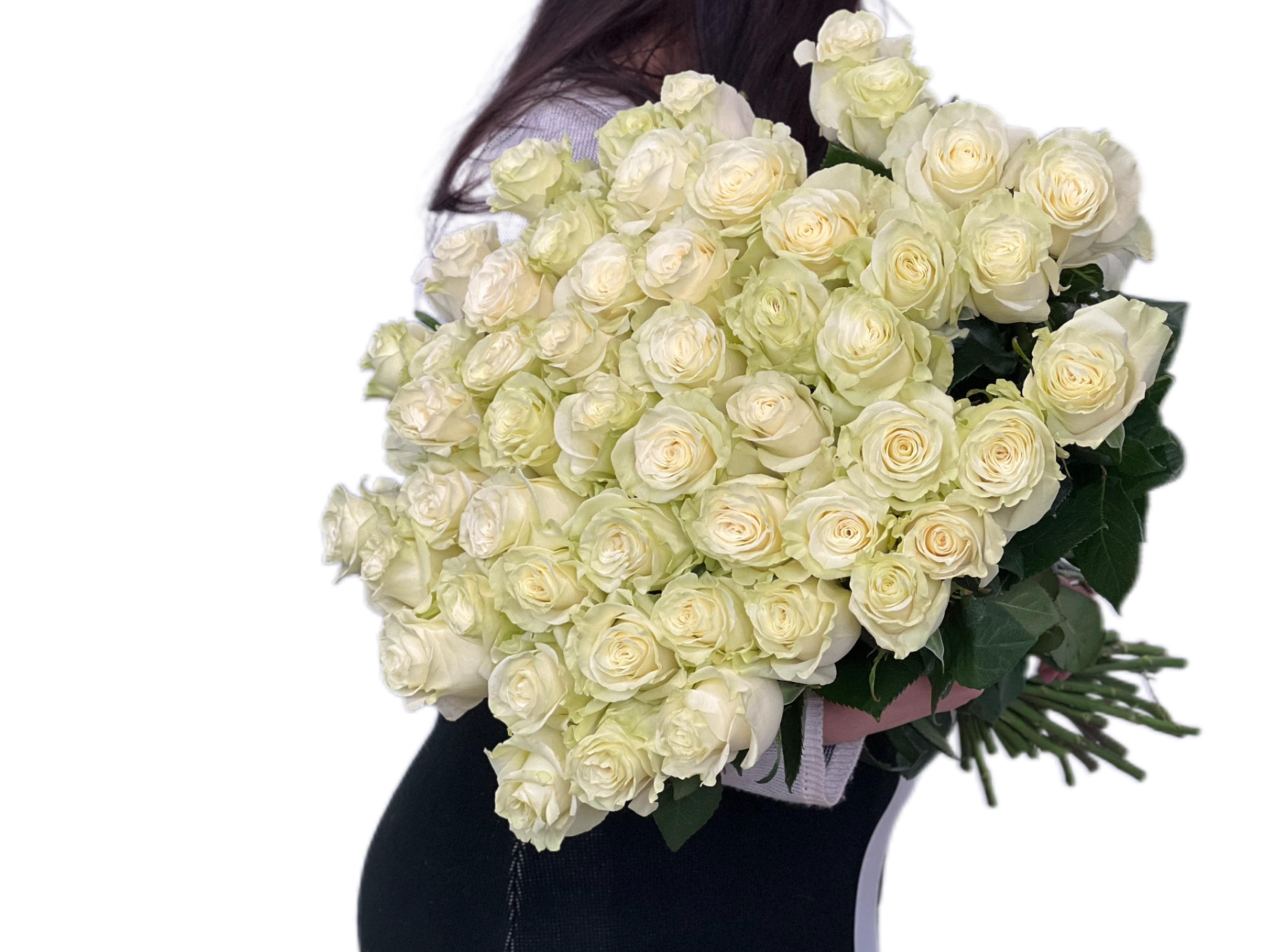 Букет 51 белая роза 60 см Эквадор